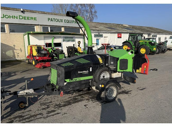 : фото в шапке страницы