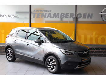 Седан OPEL