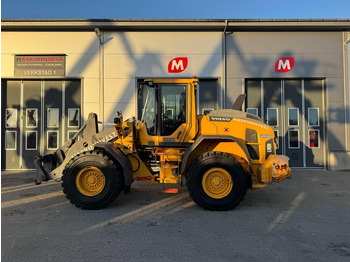 Колёсный погрузчик VOLVO L90H