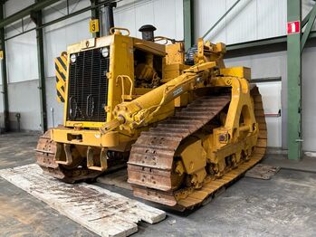 Гусеничный погрузчик CATERPILLAR