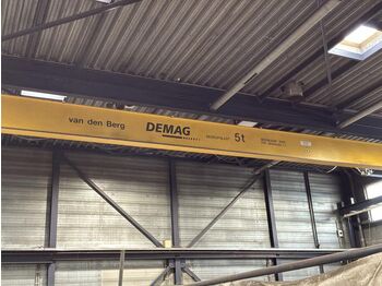 Кран DEMAG