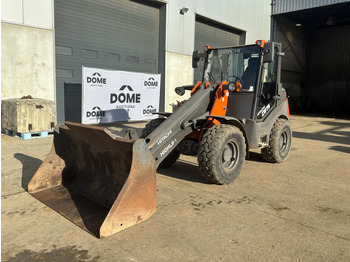 Колёсный погрузчик HITACHI ZW75