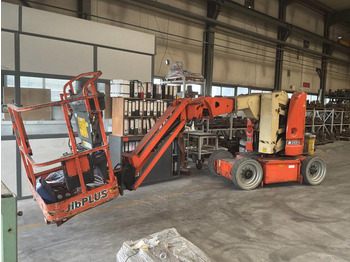 Коленчатый подъемник JLG