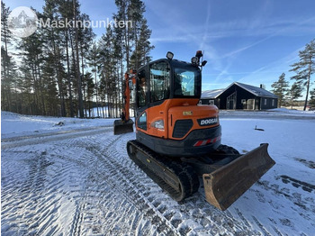 Мини-экскаватор Doosan DX 62 R: фото 4 Мини-экскаватор Doosan DX 62 R: фото 4