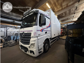 Грузовик с закрытым кузовом MERCEDES-BENZ Actros 2545