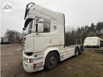 Тягач SCANIA R 520