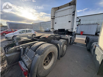 Тягач Scania R 440: фото 3