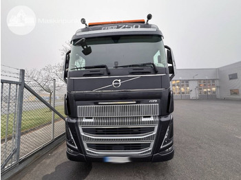 Самосвал Volvo FH 16 750: фото 5