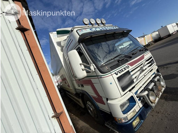 Грузовик с закрытым кузовом Volvo FM 12: фото 3