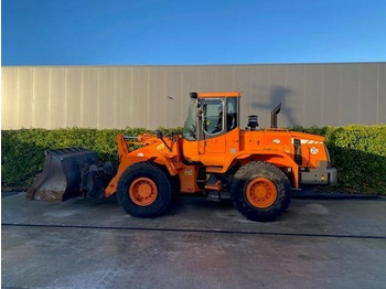 Колёсный погрузчик Doosan DL 200: фото 2