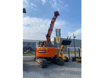 Гусеничный экскаватор DOOSAN DX140LCR-5