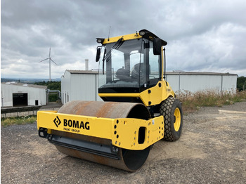 Каток BOMAG