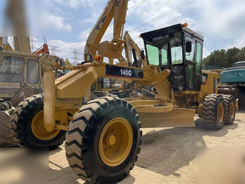 Грейдер CATERPILLAR 140G