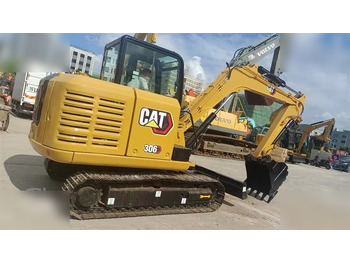 Гусеничный экскаватор CATERPILLAR 306E2