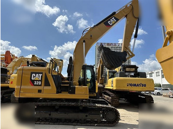Гусеничный экскаватор CATERPILLAR 320