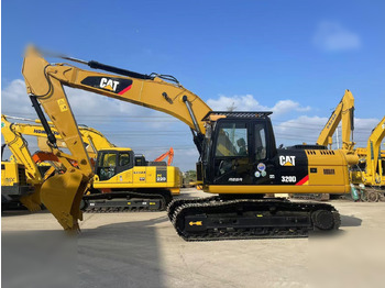 Гусеничный экскаватор CATERPILLAR 320D