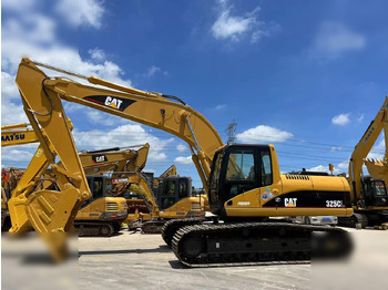 Гусеничный экскаватор CATERPILLAR 325CL