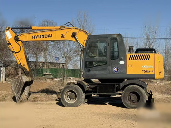 Колёсный экскаватор HYUNDAI