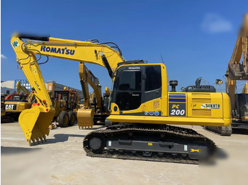 Гусеничный экскаватор KOMATSU PC200-8
