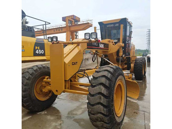 Грейдер CATERPILLAR 140K