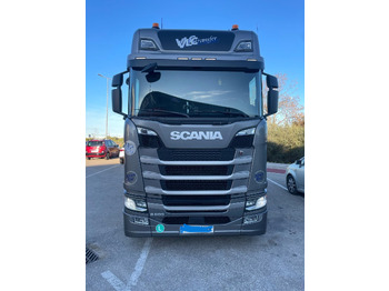 Тягач SCANIA S 500