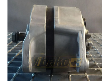 : фото в шапке страницы