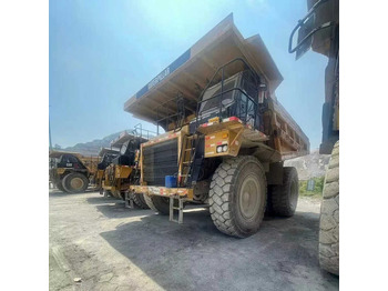 Карьерный самосвал CATERPILLAR 777