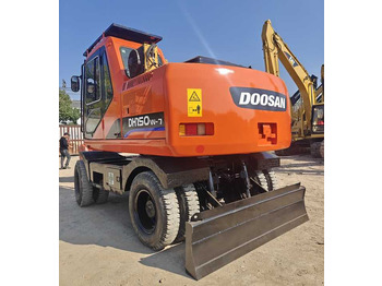 Колёсный экскаватор Good Condition Original Doosan DH150w-7 Wheel Excavator 15 Tons Used Doosan Dh150w-7 Excavator Used Wheel Excavator for Sale [ Copy ]: фото 4