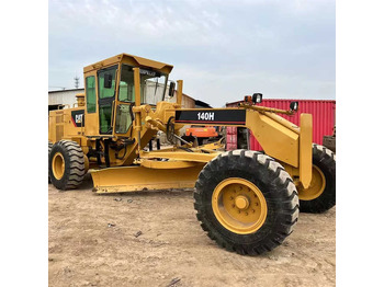 Грейдер CATERPILLAR 140H