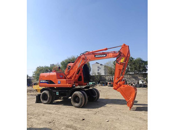 Колёсный экскаватор DOOSAN DH150W-7