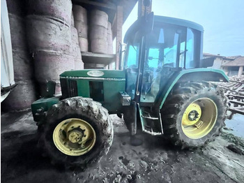 Трактор JOHN DEERE 6200