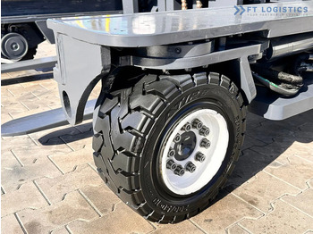 Четырехсторонний погрузчик Combilift C4000 / LPG / DUPLEX / 4500MM / FREE LIFT / LIKE NEW C4000 / LPG / DUPLEX / 4500MM / FREE LIFT / LIKE NEW: фото 4