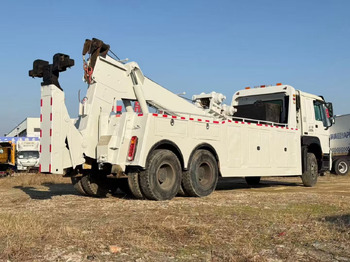 Эвакуатор SINOTRUK