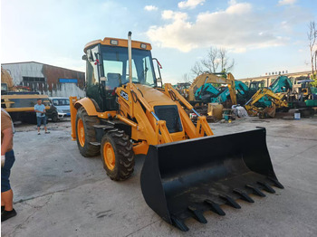 Экскаватор-погрузчик JCB 3CX