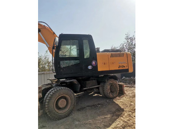 Колёсный экскаватор HYUNDAI R210