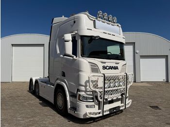 Тягач SCANIA R