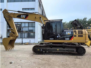Гусеничный экскаватор CATERPILLAR 320D2