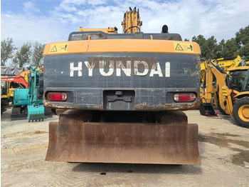 Колёсный экскаватор Hyundai R210W-9S: фото 5 Колёсный экскаватор Hyundai R210W-9S: фото 5