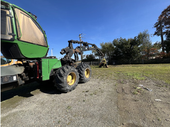 Харвестер JOHN DEERE 1270E: фото 2