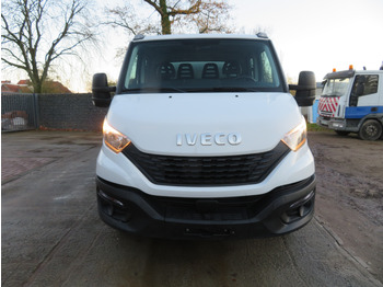 Малотоннажный самосвал, Грузопассажирский фургон Iveco Daily 35C16 3.0: фото 2