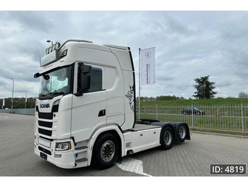 Тягач SCANIA S 650