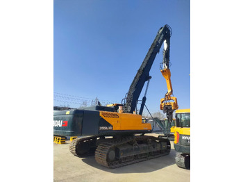 Гусеничный экскаватор HYUNDAI