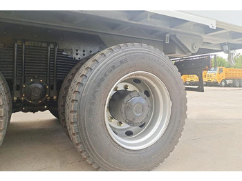 Новый Самосвал для транспортировки сыпучих материалов SHACMAN Shacman Trucks for Sale in Ghana: фото 5