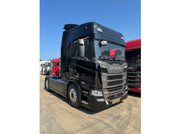 Тягач SCANIA R 500
