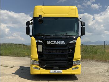 SCANIA R450 в лизинг SCANIA R450: фото 3 SCANIA R450 в лизинг SCANIA R450: фото 3