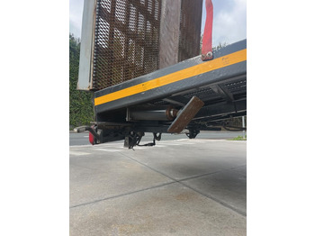 Автовоз для транспортировки тяжёлой техники MAN: фото 5