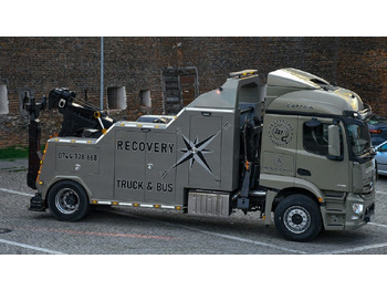 : фото в шапке страницы