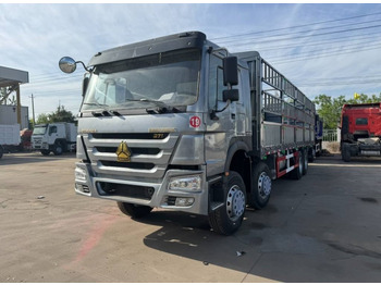 Грузовик бортовой/ Платформа SINOTRUK HOWO