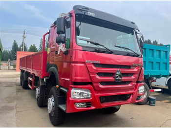 Грузовик бортовой/ Платформа SINOTRUK HOWO