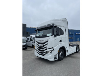 Тягач IVECO S-WAY